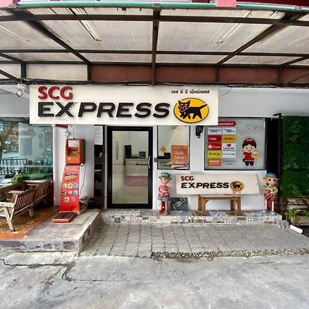 Ratanawong Place 807 Bangkok Eksteriør billede