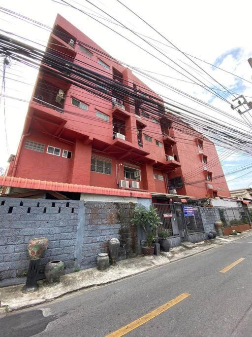Ratanawong Place 807 Bangkok Eksteriør billede
